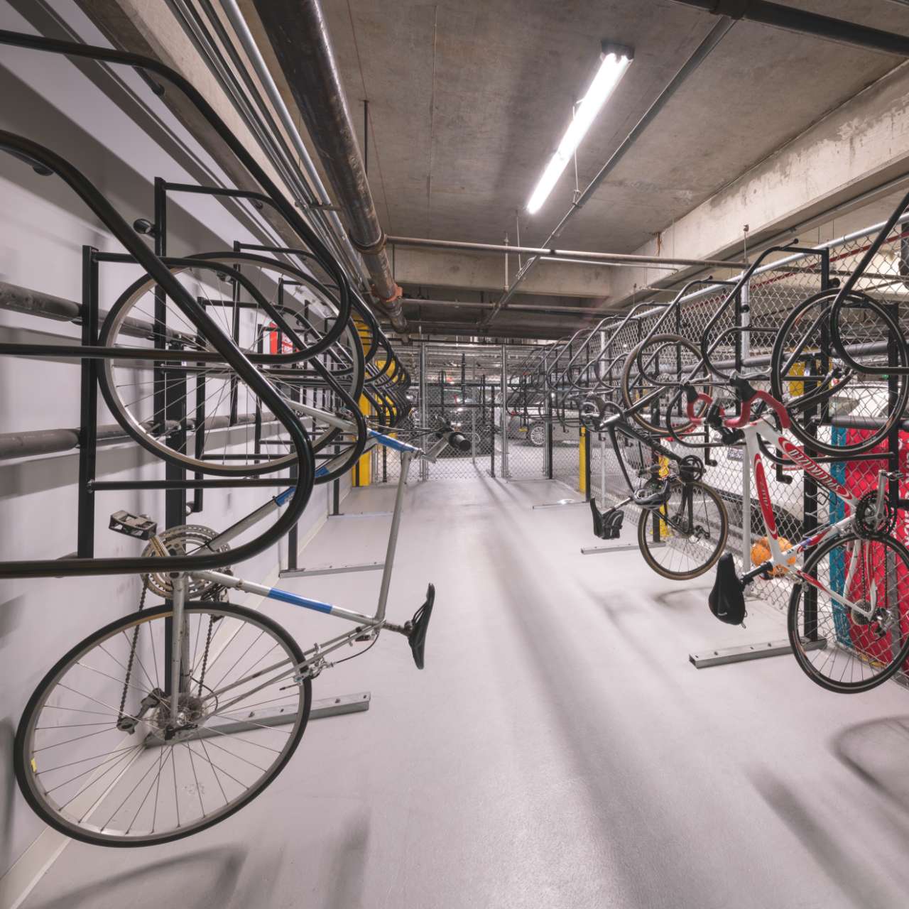 BIKE ROOM & SHOWERS image